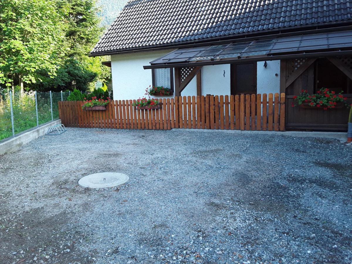 Ferienhaus Bionda Tropolach Bagian luar foto